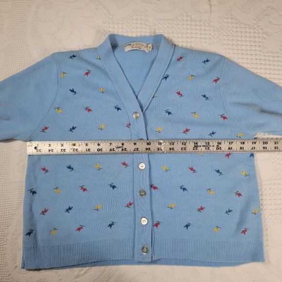 Vintage sweater short-sleeve button front cardigan with embroidery, blue medium - Picture 14 of 16